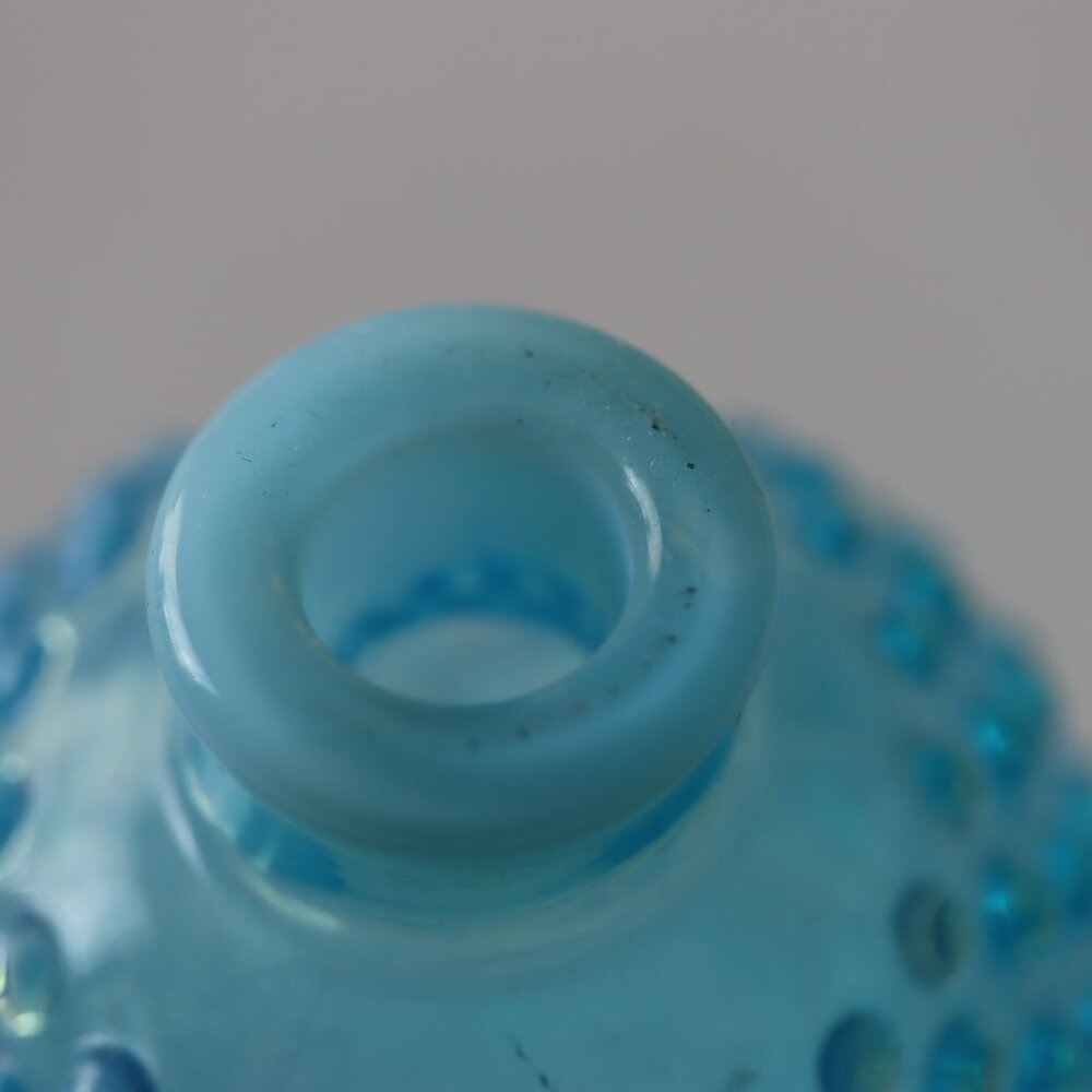 Vintage Fenton Blue Opalescent Glass Perfume Bottle Hobnail Pattern - Picture 2 of 4